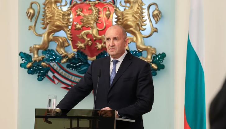 Румен Радев изрази съболезнования на семейството и близките на поета Найден Вълчев
