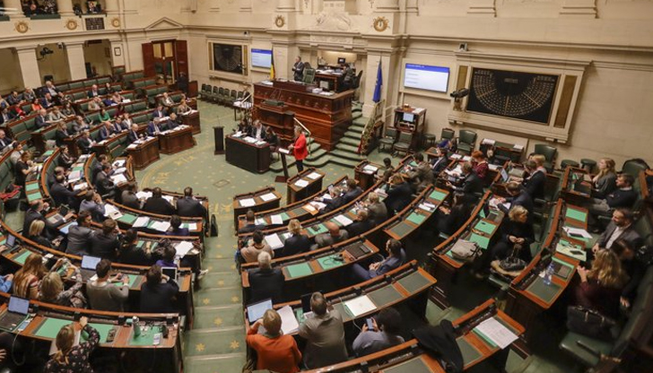 Белгийските депутати замразиха заплатите си за 4 години
