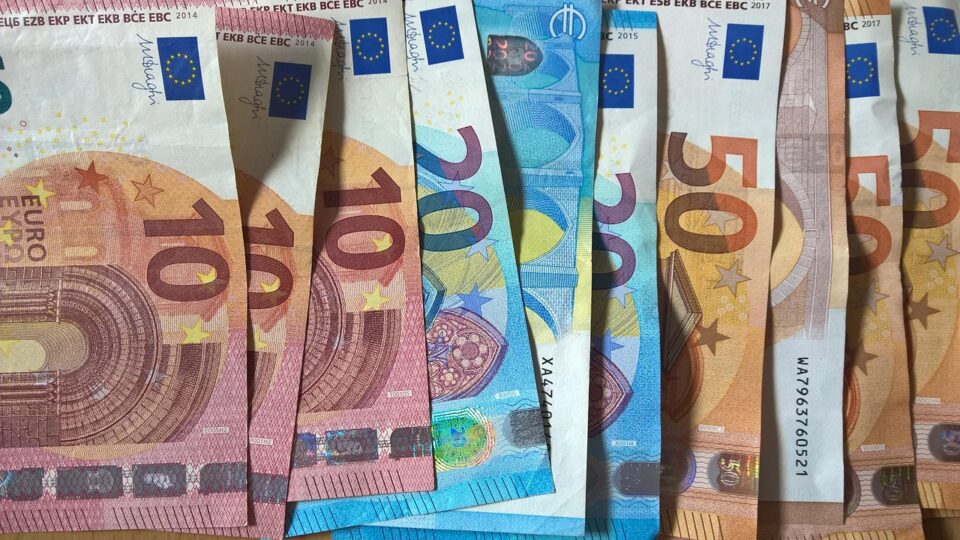Лихвени проценти по кредити – лихвени проценти на банките