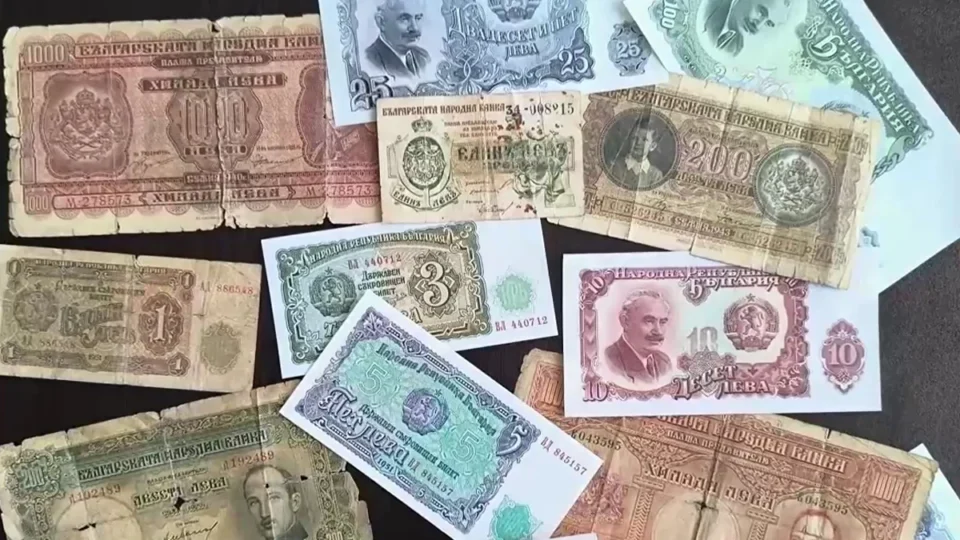 Българи „капсулират“ левове за спомен