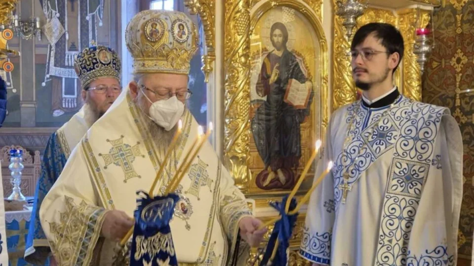 Митрополит Наум възглави празнична литургия в Румъния