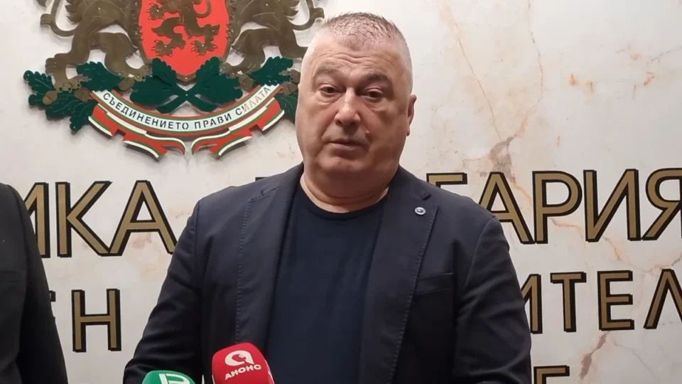 Стамен Савов: Строежът на магистралата Русе - Велико Търново не е спирал