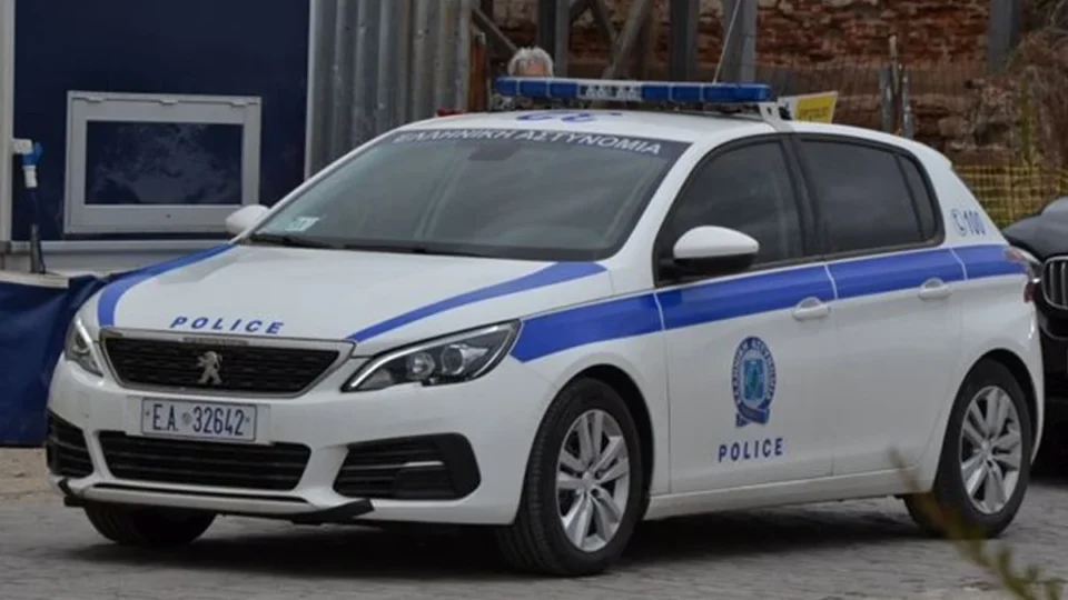 Гръцката полиция арестува български "джамбази"