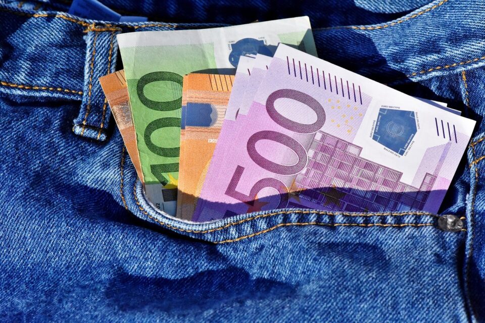 Овърдрафт или кредитна карта – разлика и кое е по-изгодно