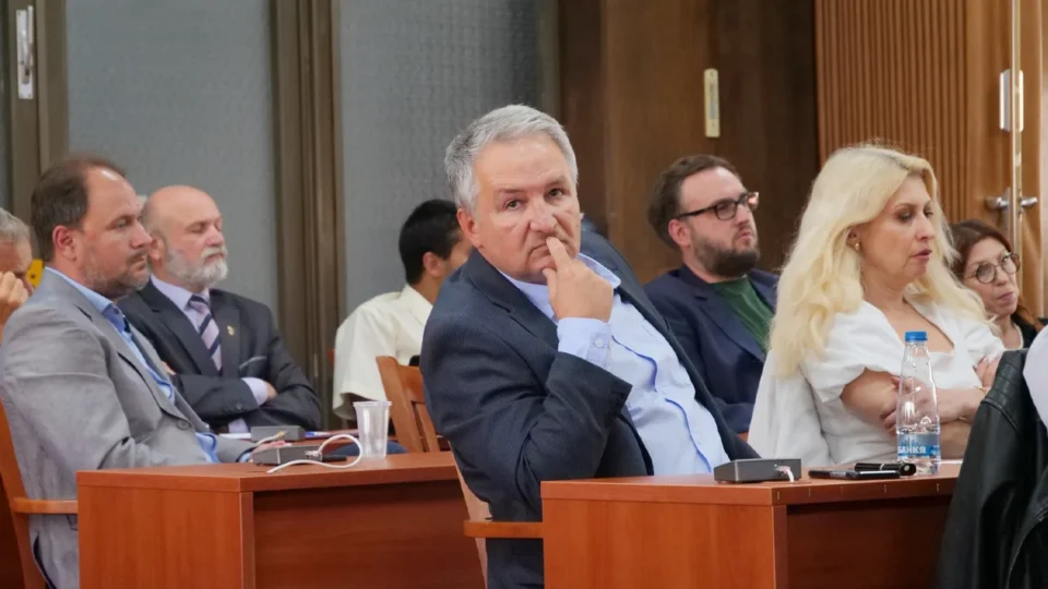 ПП-ДБ иска прокуратурата да се самосезира за ТИР-паркинга в Русе
