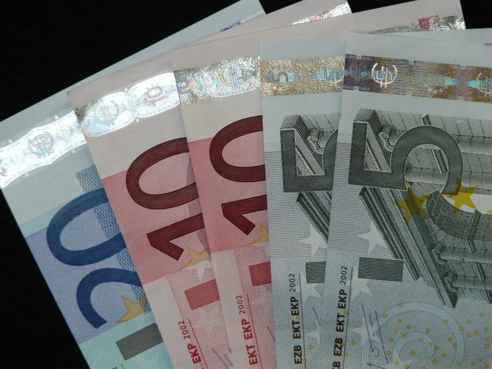 Бързи банкови кредити без доказан доход - Вързможно ли е?